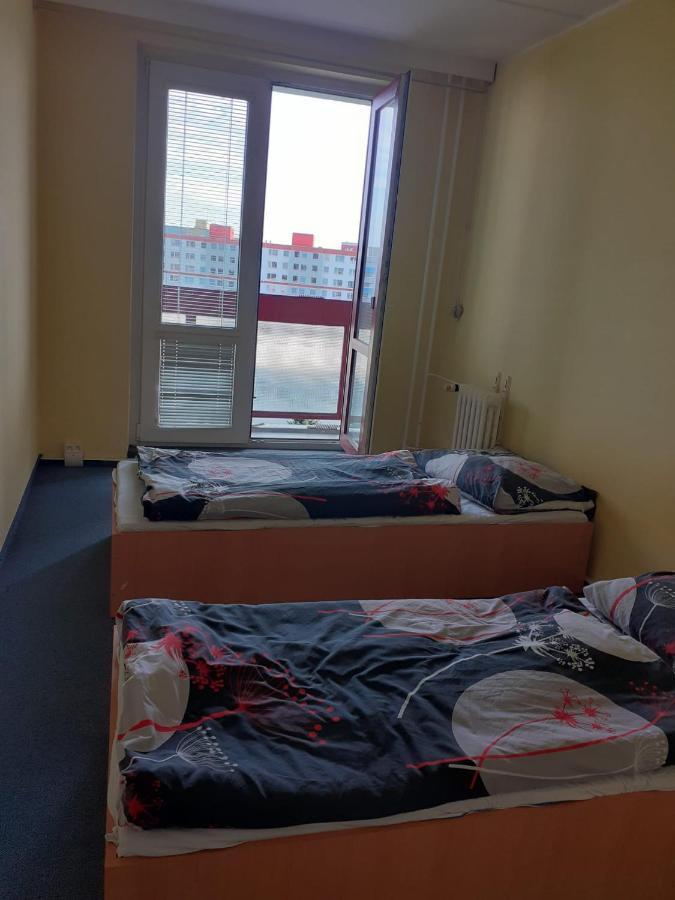 Km House Cerny Most Hostel Prague Exterior photo