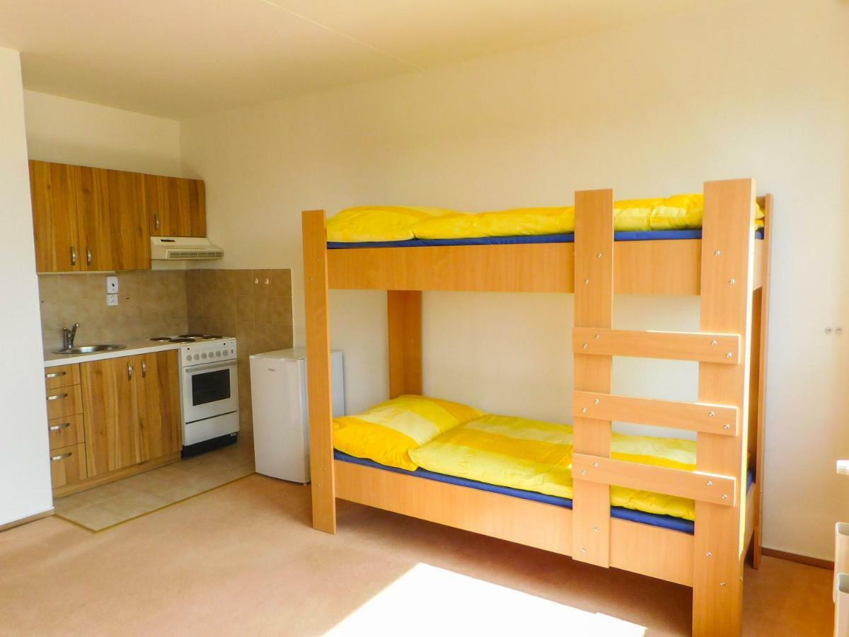 Km House Cerny Most Hostel Prague Exterior photo