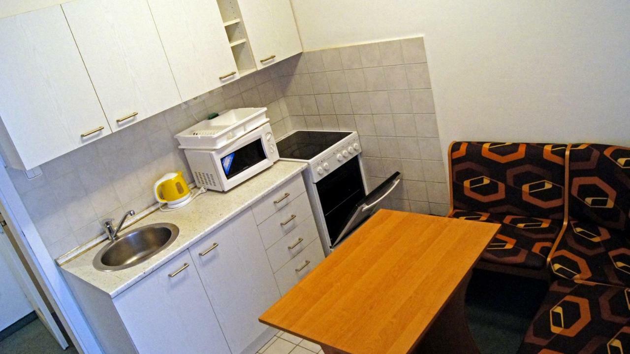 Km House Cerny Most Hostel Prague Exterior photo