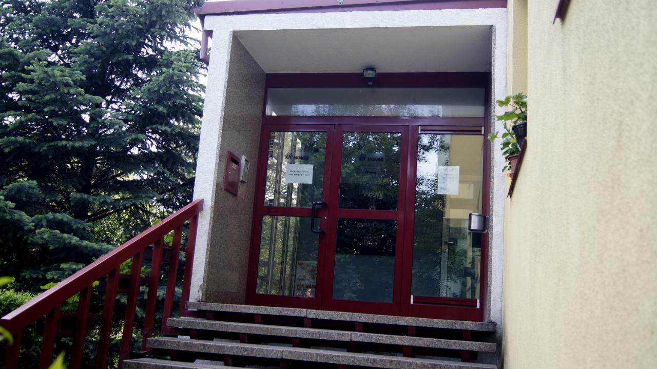 Km House Cerny Most Hostel Prague Exterior photo