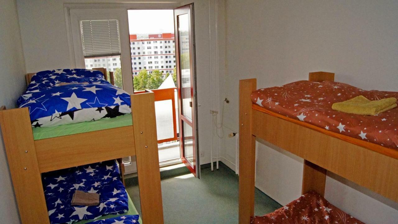 Km House Cerny Most Hostel Prague Exterior photo